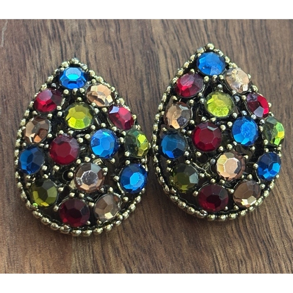 Vintage Weiss Multi-color Rhinestone Teardrop Clip Earrings